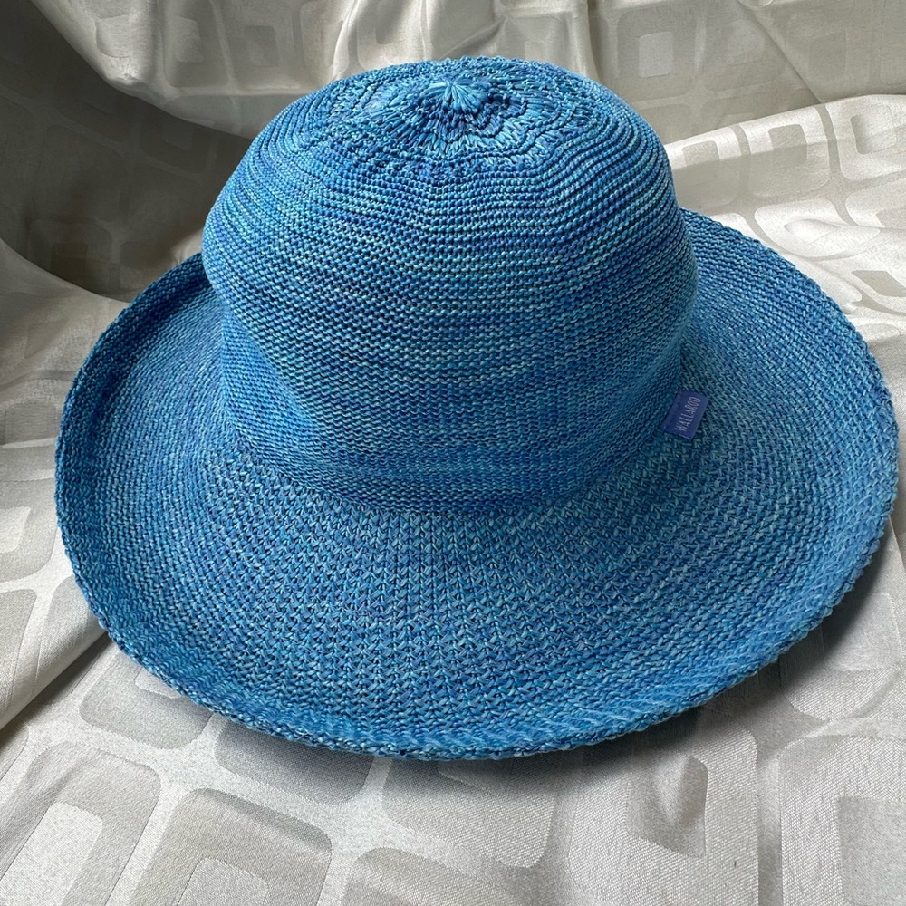 NWOT Gorgeous Sun Hat